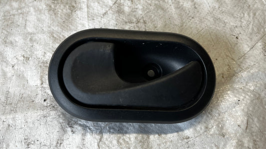 Dacia Dokker вътрешна лява дръжка