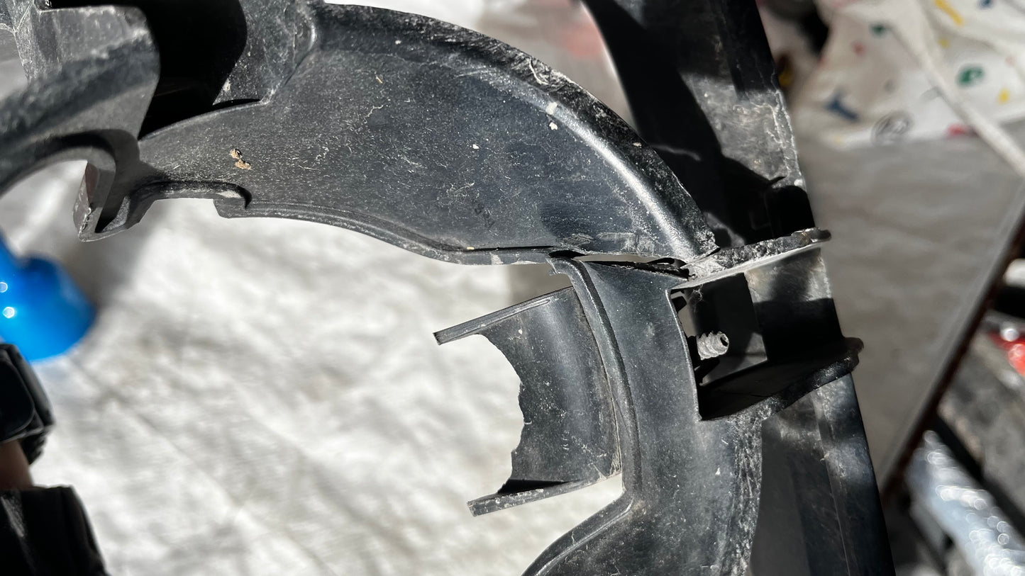 BMW X6 E71 решетка за халоген