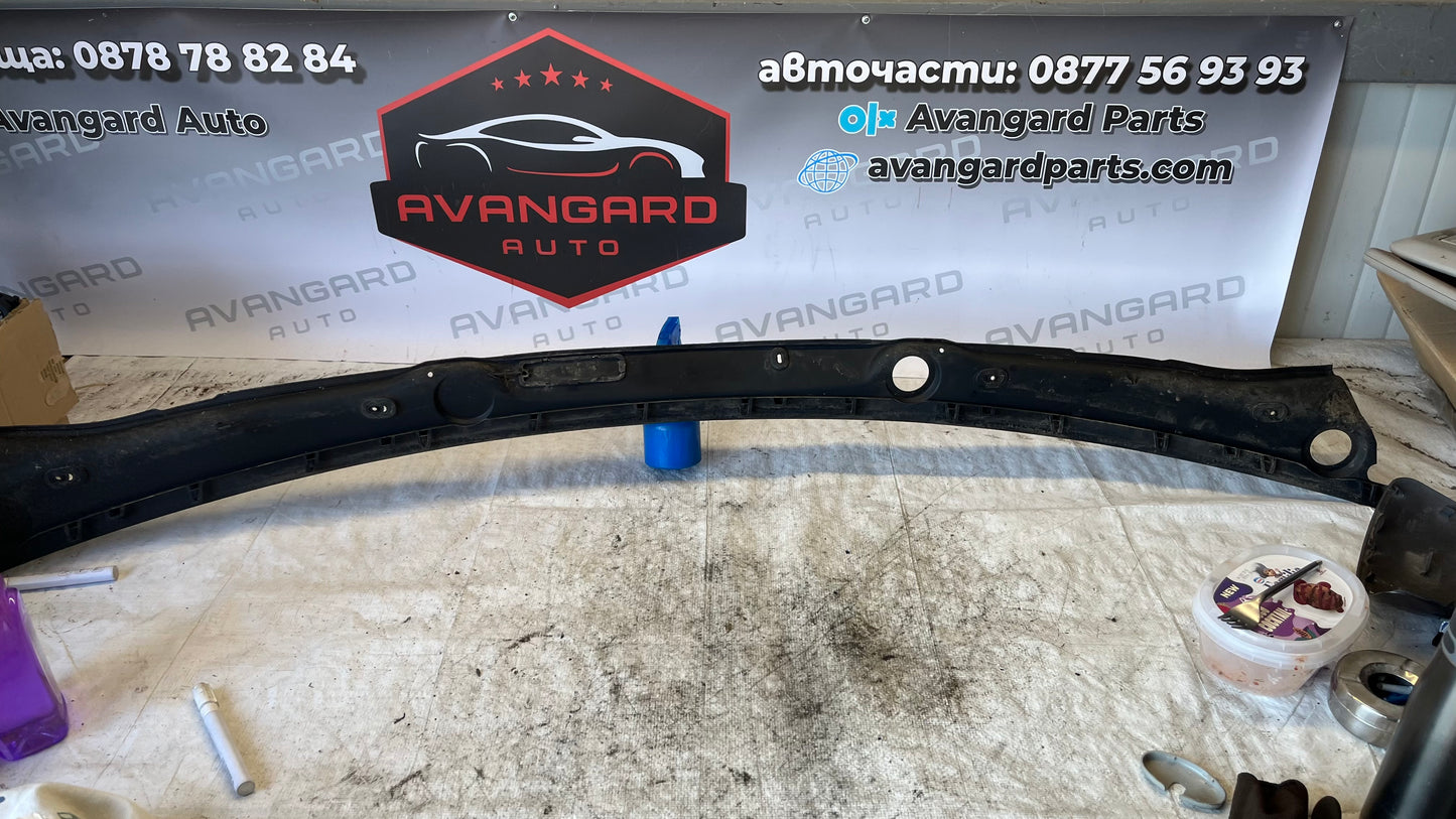 Peugeot Expert 2 решетка под чистачки