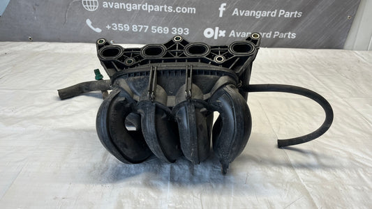 Daihatsu YRV колектор