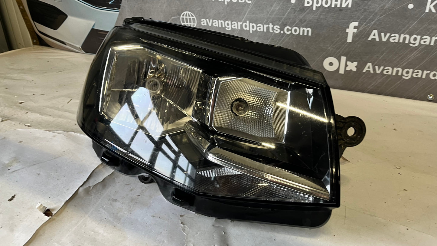 Десен фар Volkswagen Transporter T6 (2015-2024)