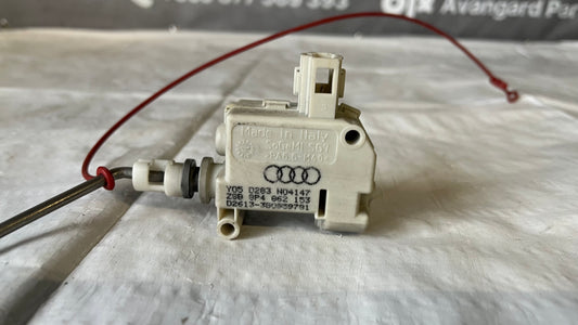 Моторче централно заключване Audi A3 8P (2006-2013)