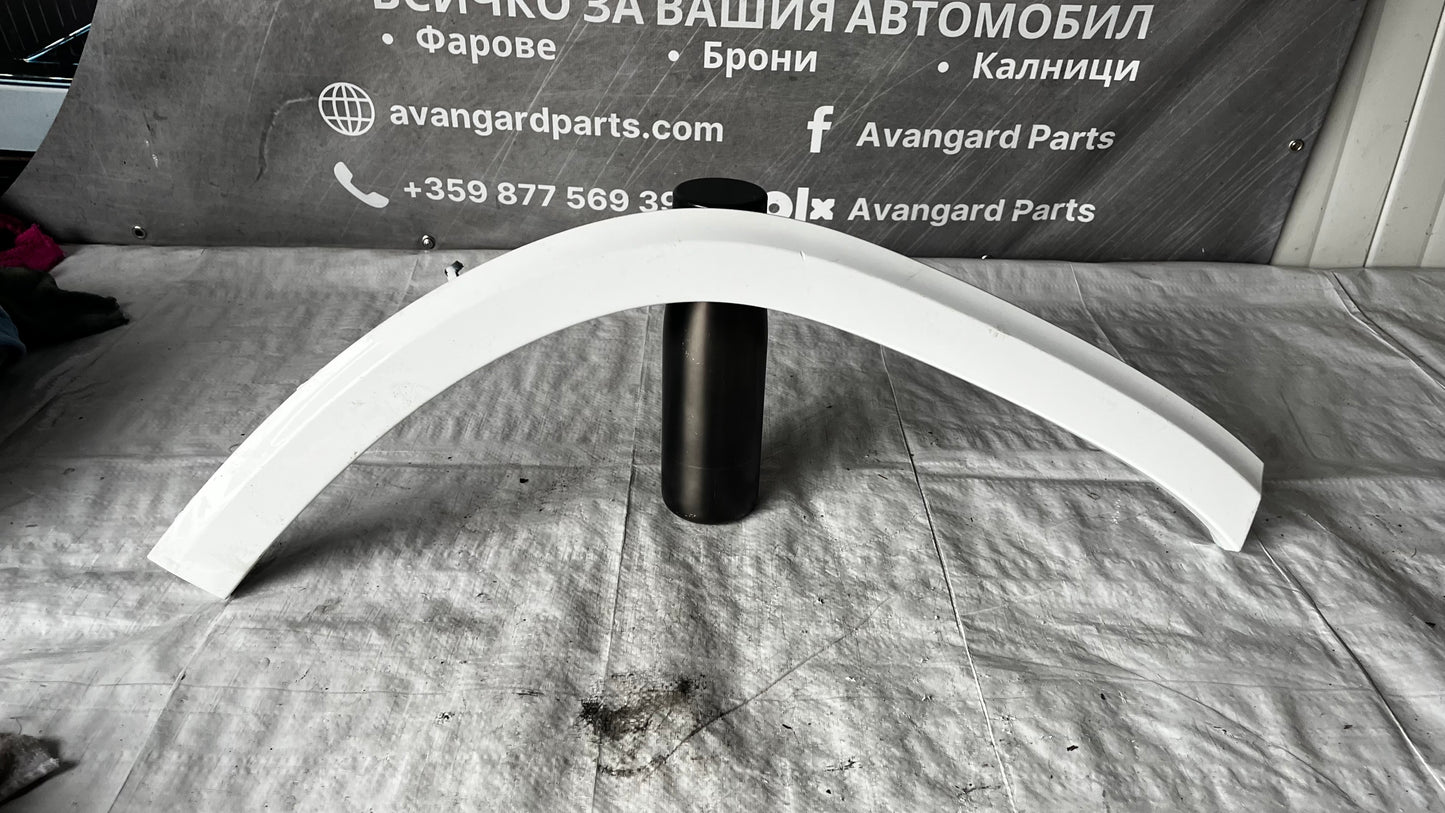 Mercedes GLA H247 AMG вежда предна лява