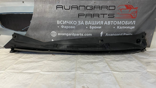 Кора под чистачките Subaru WRX STI 2015-2019