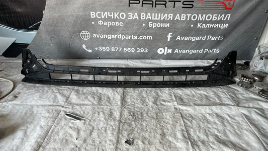 Решетка предна броня Audi A6 4K