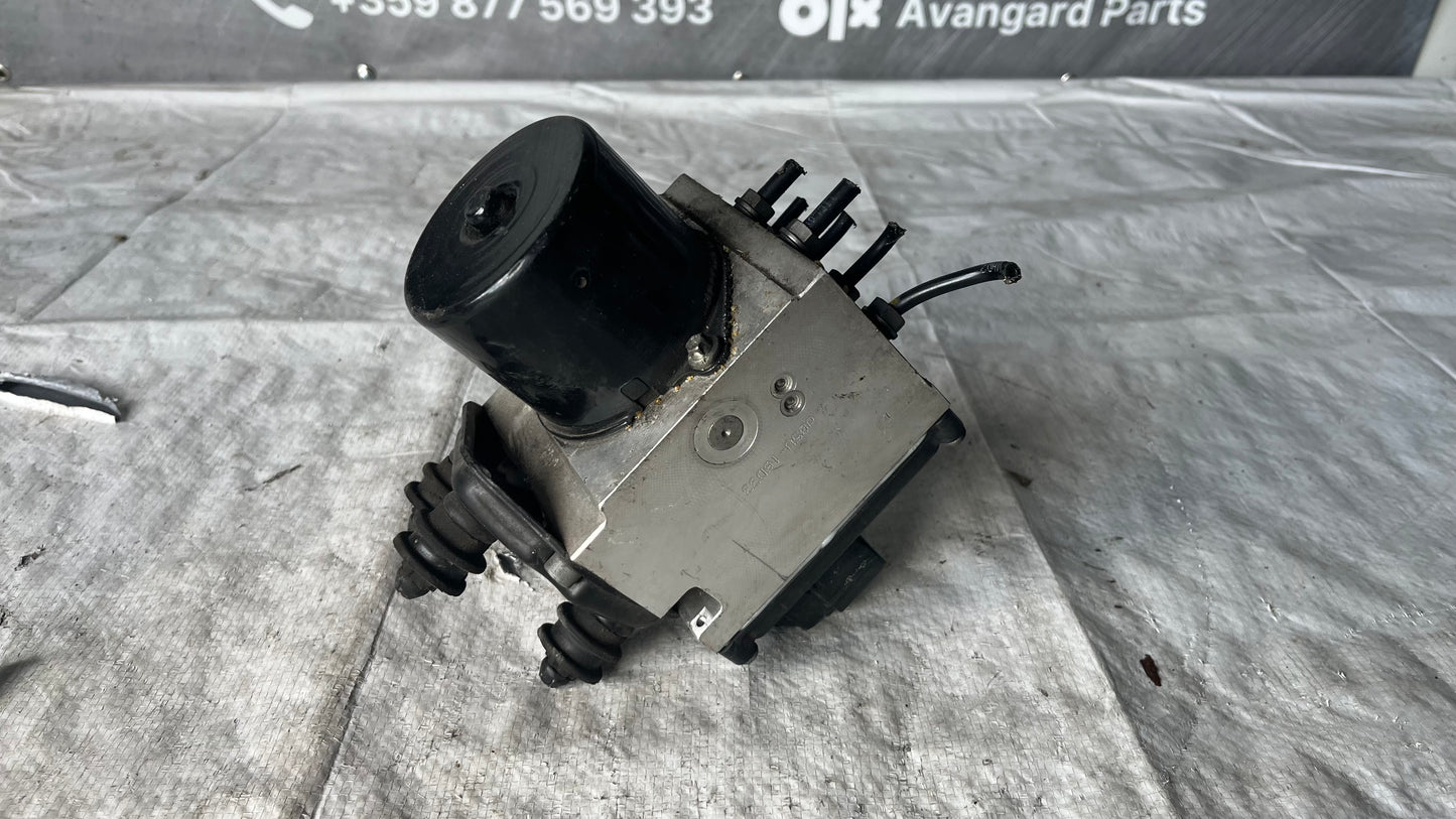 Abs модул Volkswagen Passat B8