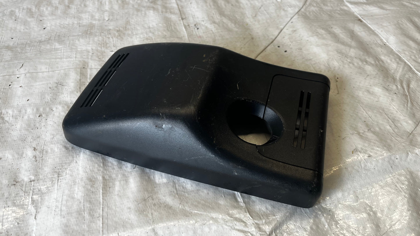 Toyota Yaris 2017- капаче на датчик на стъклото.