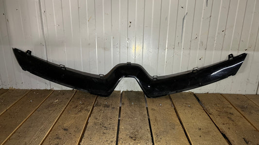 Предна лайстна Renault Clio 4
