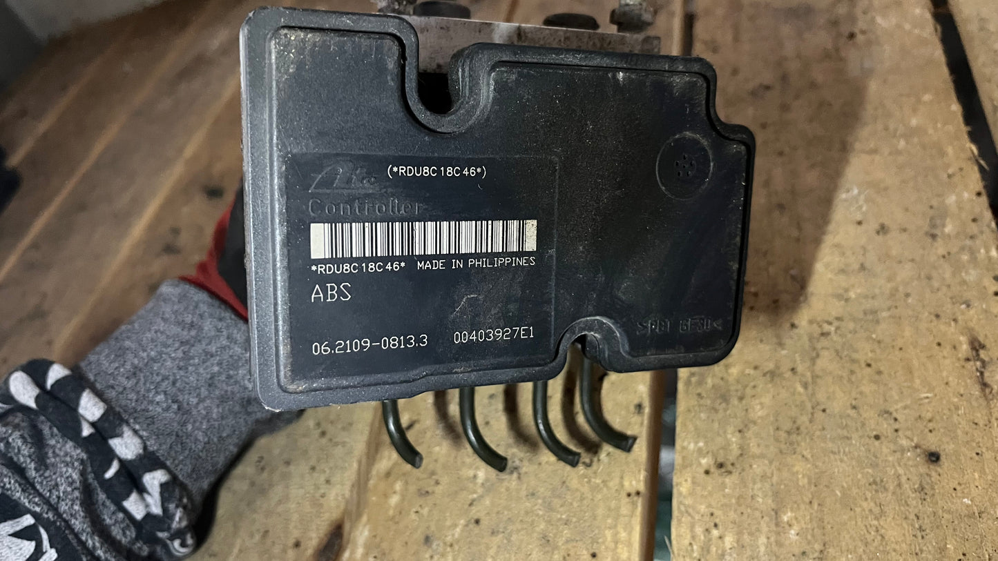 Abs модул Suzuki Swift
