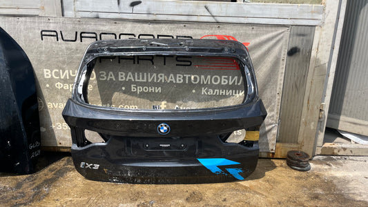 Багажна врата BMW ix3