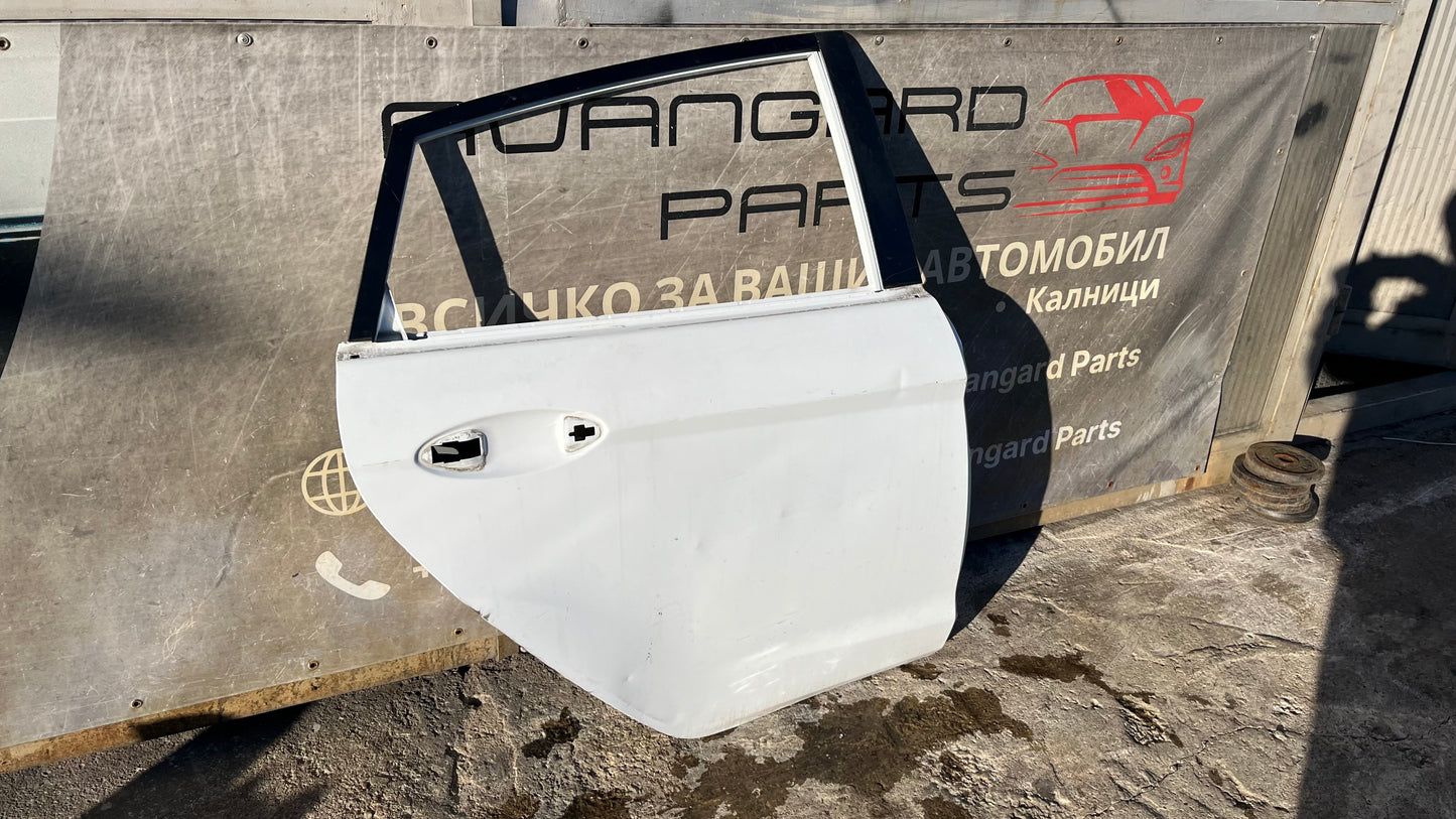 Задна дясна врата Ford Fiesta 2013-2018