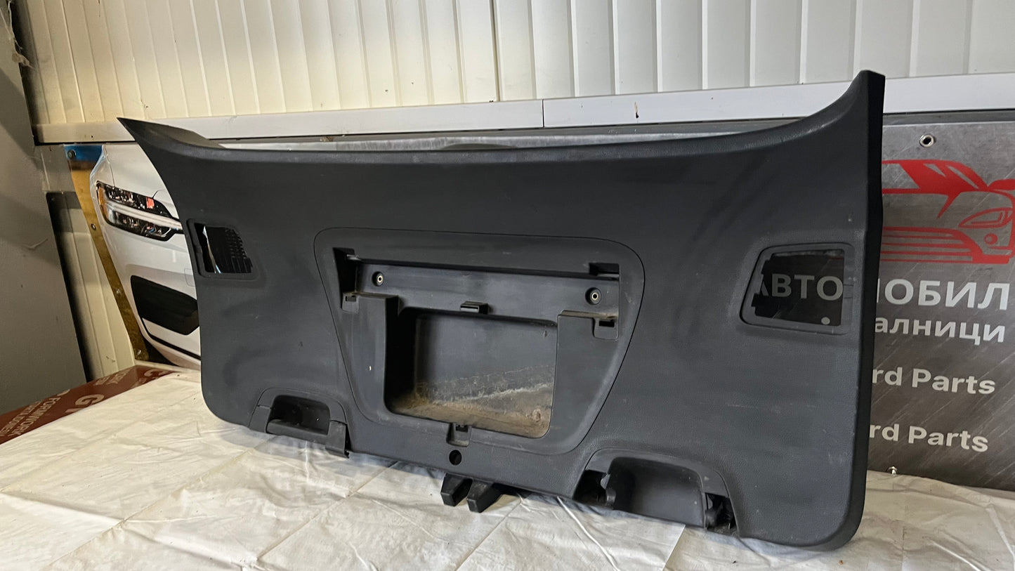 Кора от багажна врата Opel Astra J комби 2010-2018