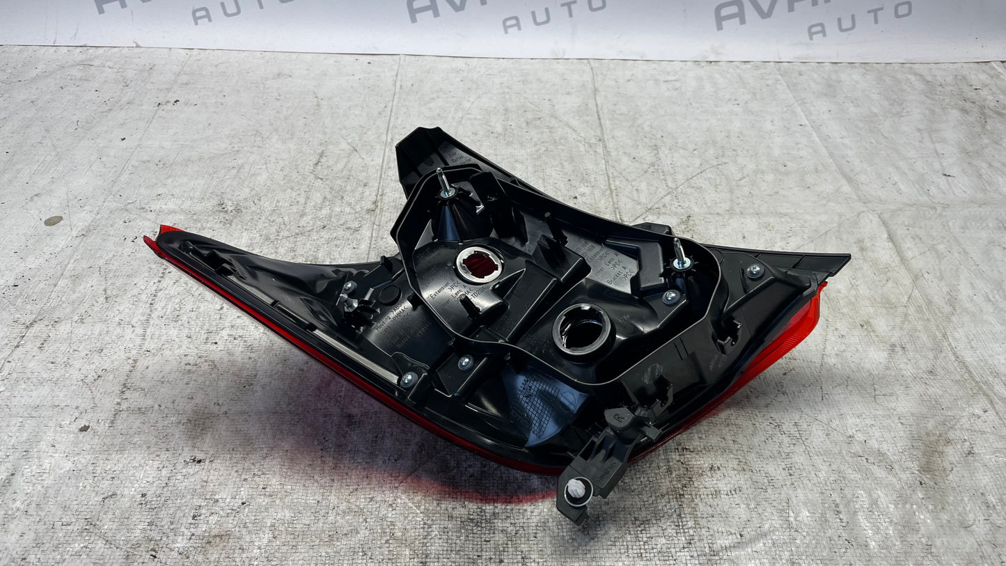 Toyota Yaris 14- десен стоп