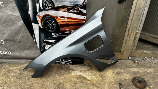 BMW 5 G30 ляв калник