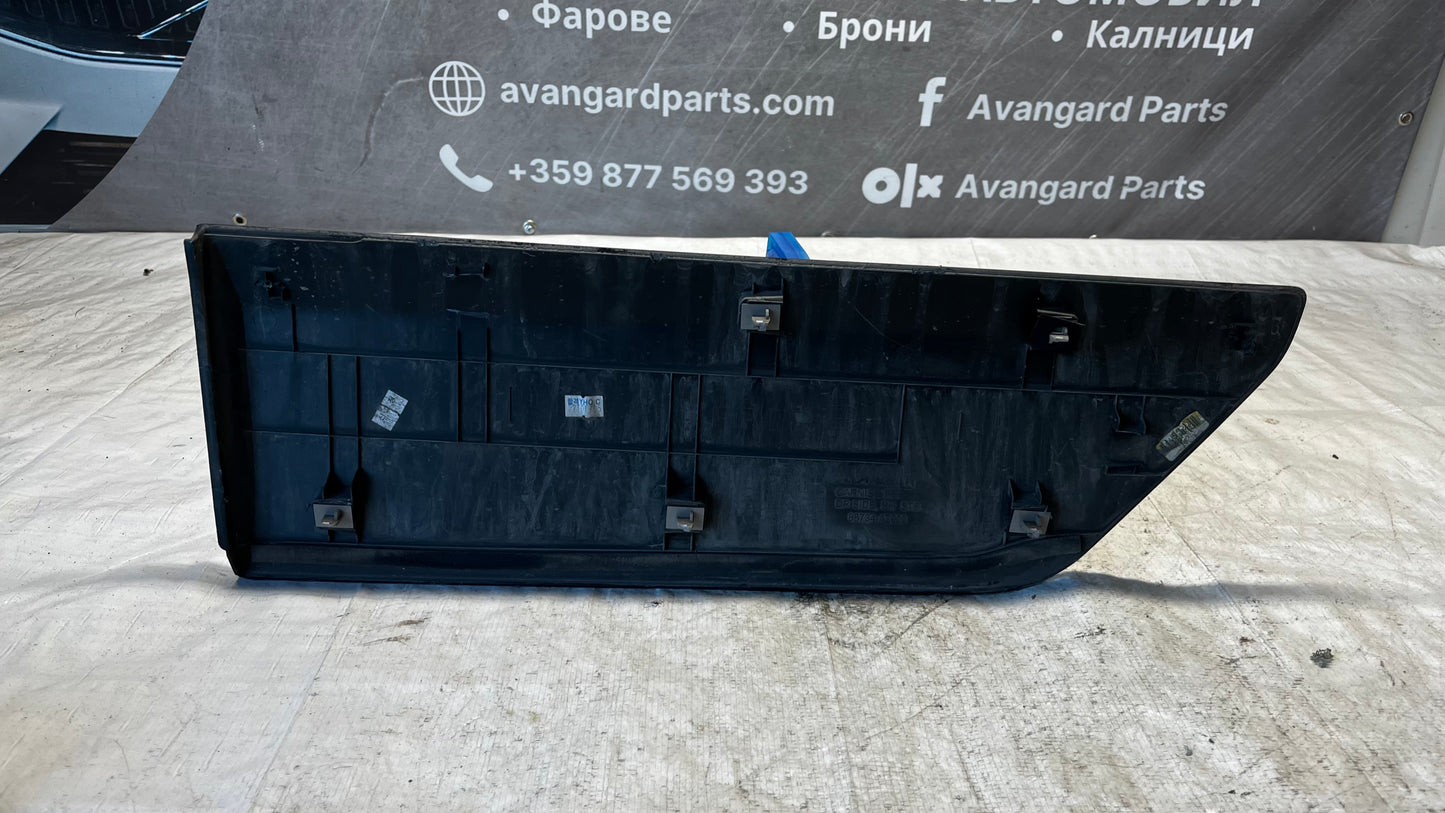 Kia Niro 2023- декоративна лайстна задна дясна