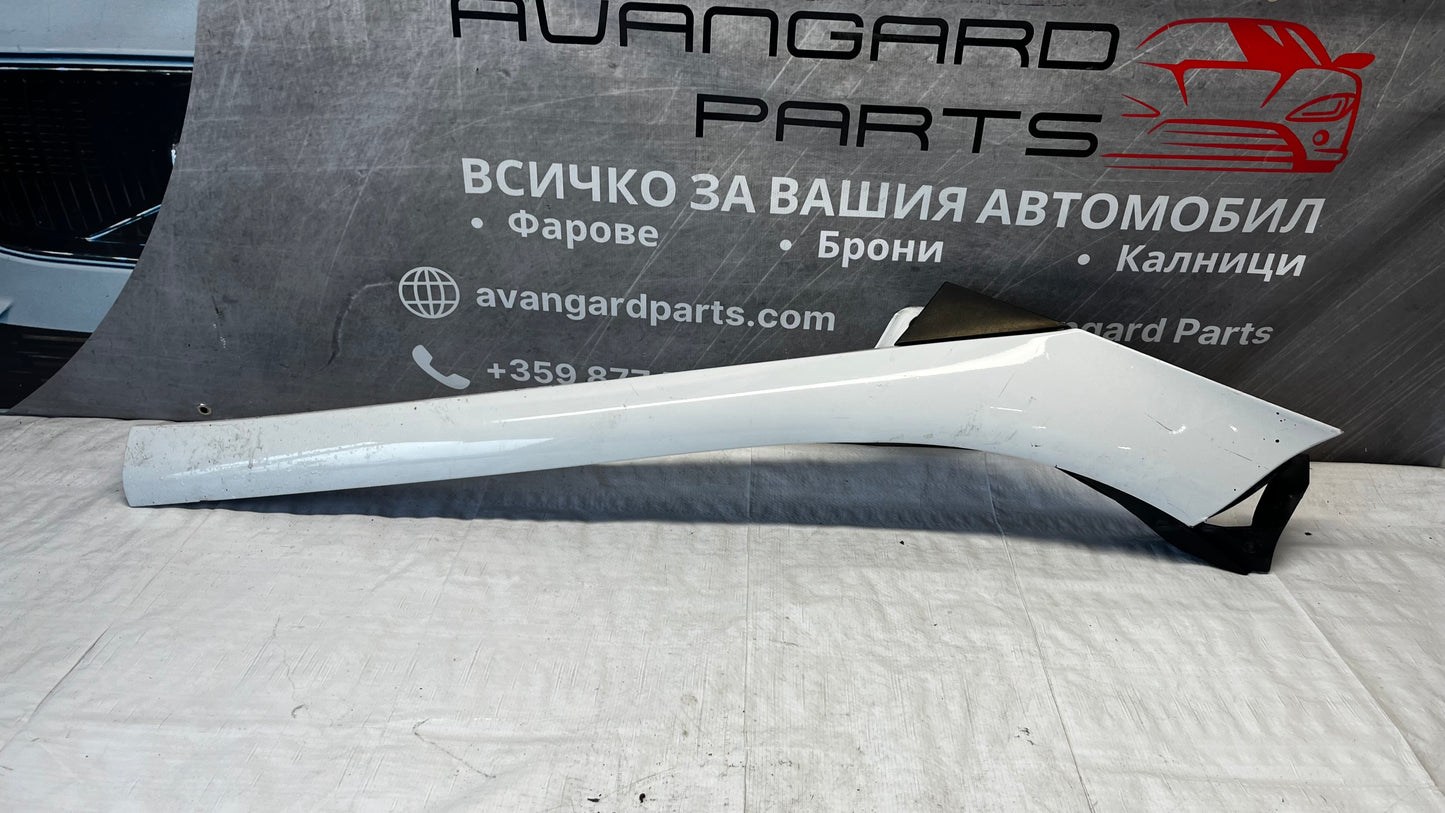 Renault Scenic 3 дясна капачка на преден прозорец