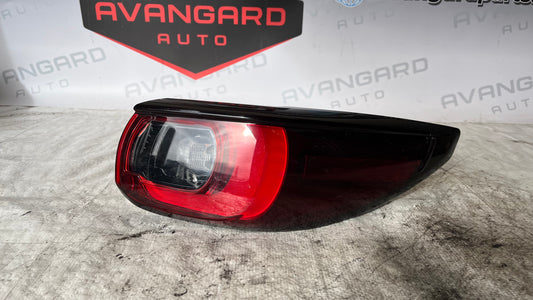 Mazda CX5 22- десен стоп