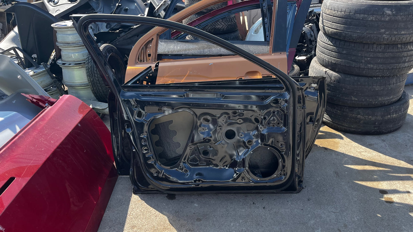 Volkswagen Passat B8 предна лява врата