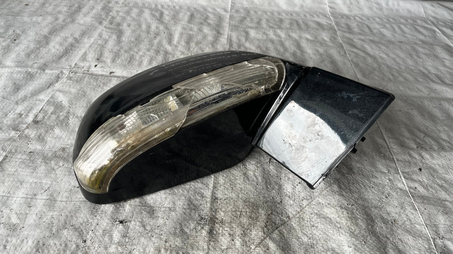 Chevrolet Captiva огледало дясно