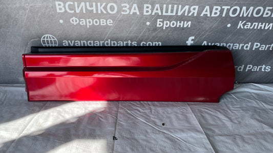 Декоративна лайстна за задна дясна врата Mitsubishi Eclipse Cross 2021-