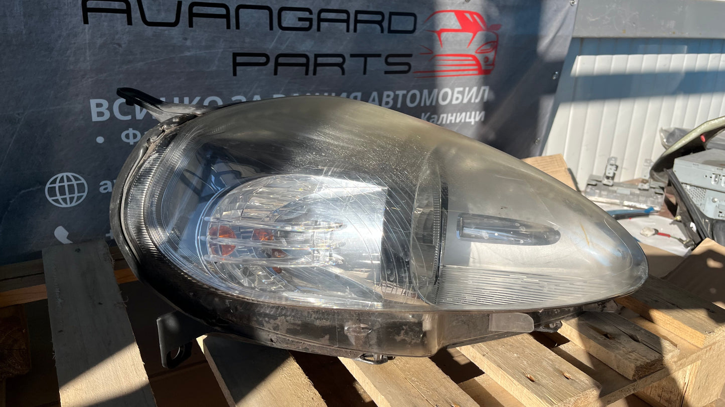Ляв и десен фар Fiat Grande Punto 2005-2012
