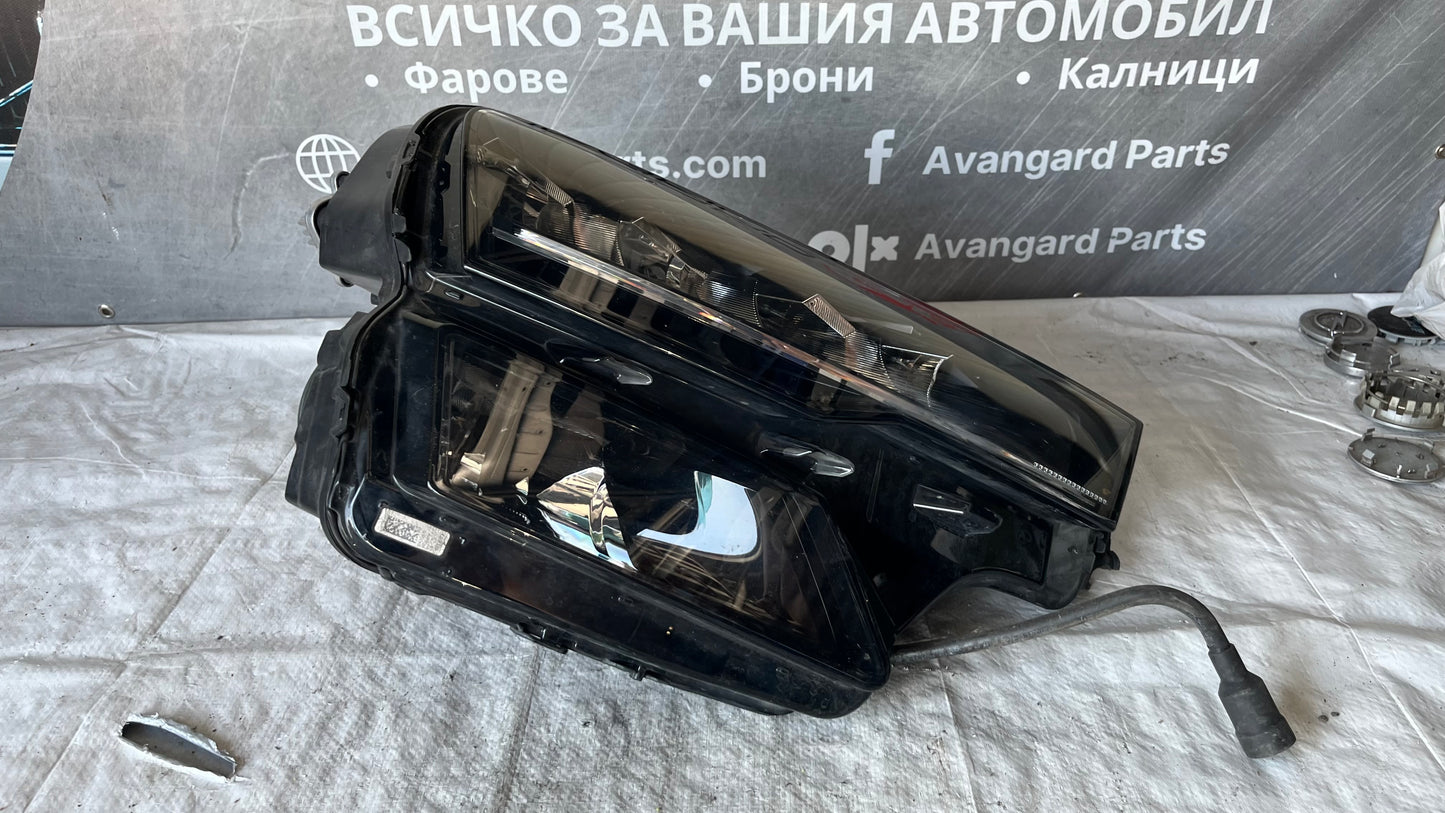 Десен фар Skoda Karoq 2017-