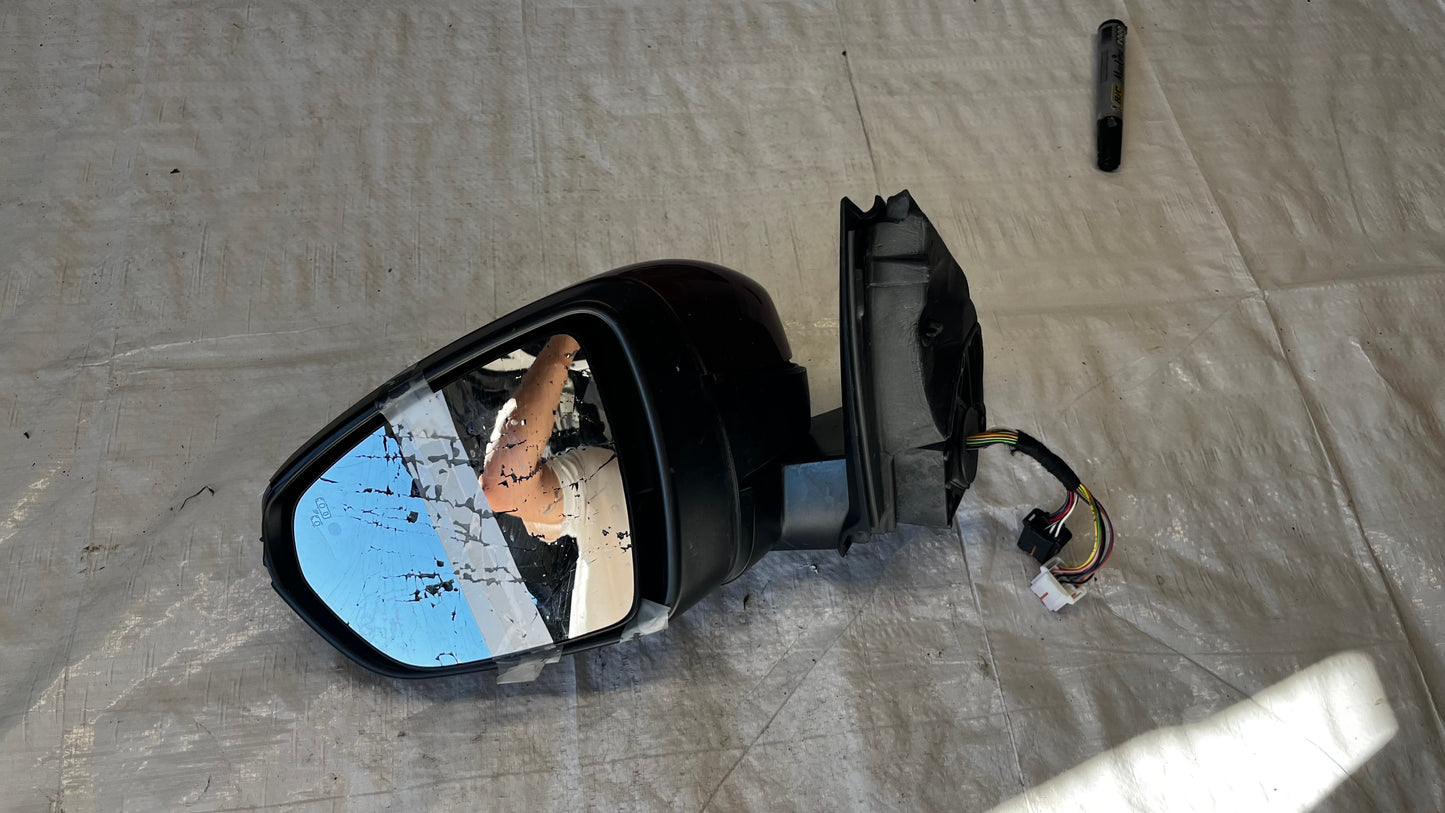 Peugeot 5008 2 ляво огледало