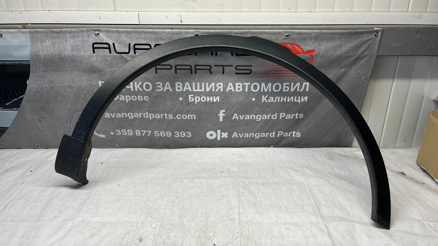 Land Rover Discovery вежда предна дясна