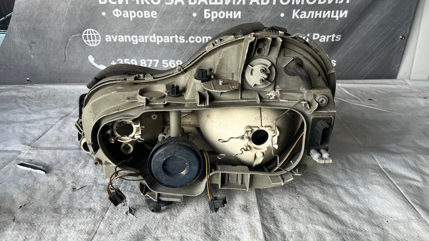 Десен фар Mercedes E W210