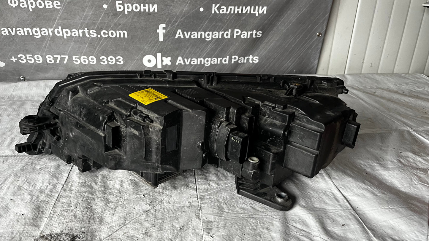 Skoda Octavia 3 десен фар