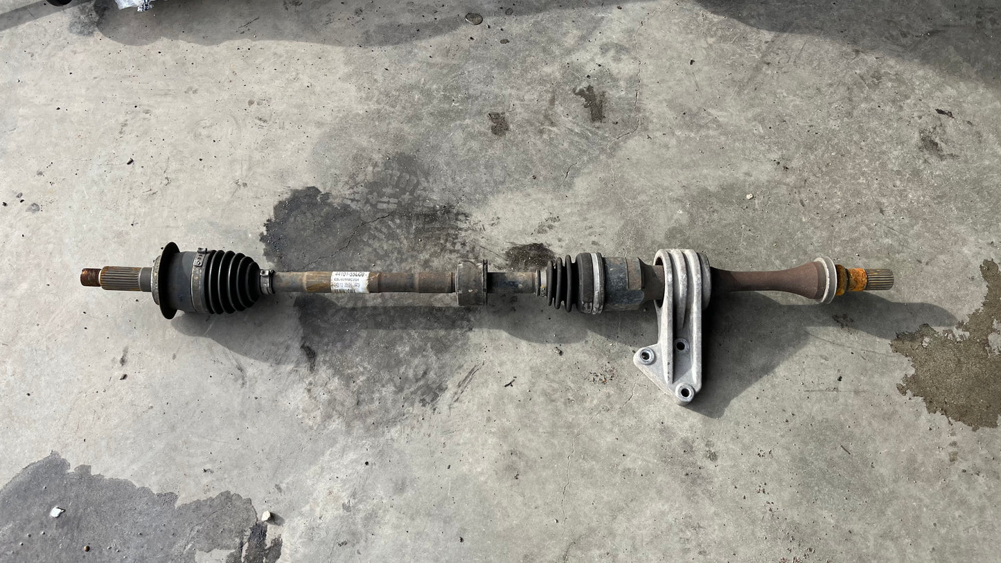 Suzuki SX4 1.6VVT предна дясна полуоска