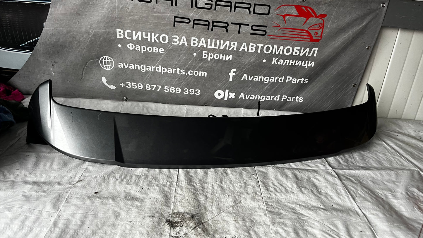 Skoda Karoq заден спойлер с мигач