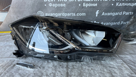 Volkswagen Polo 2G десен фар