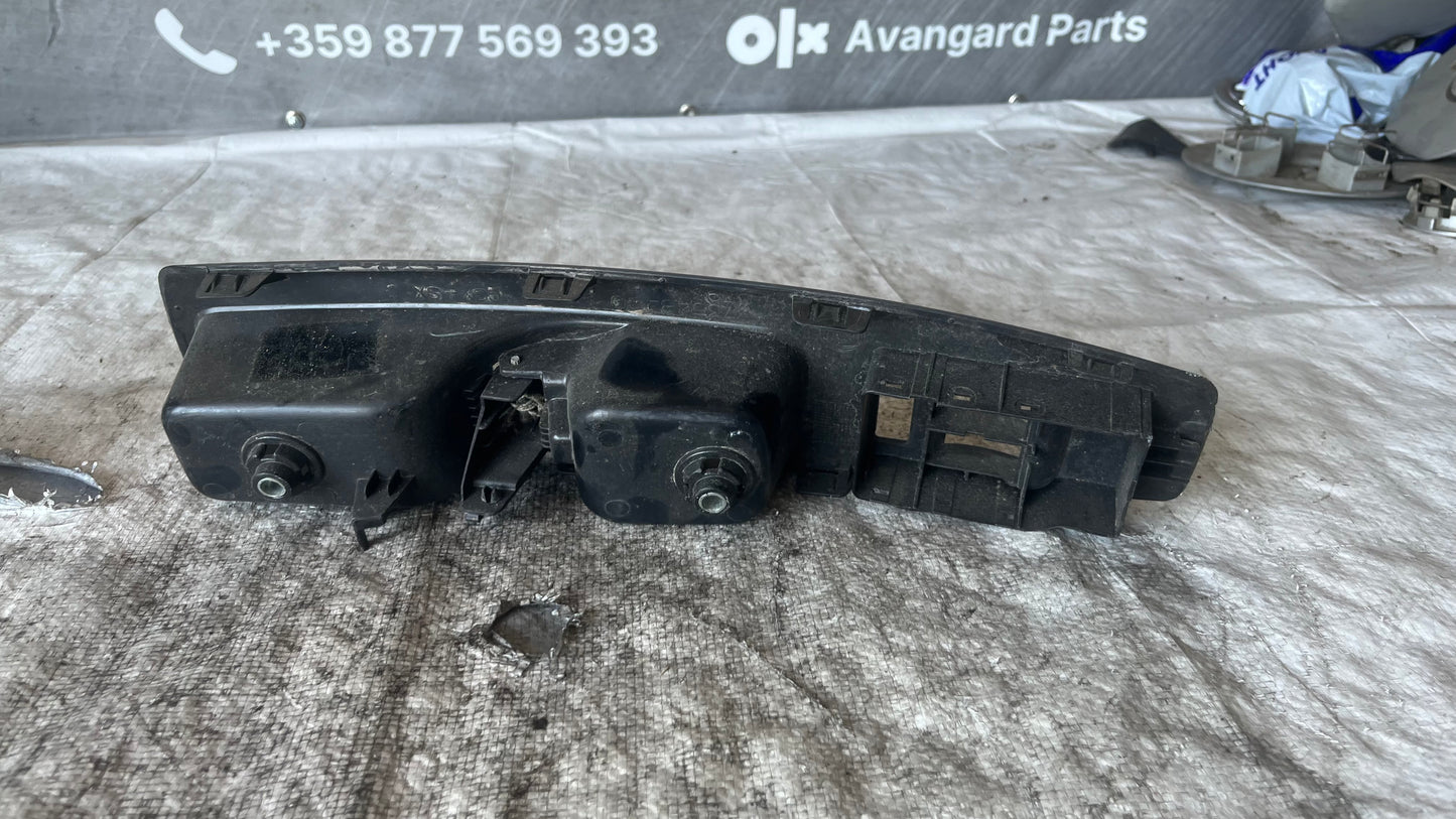Opel Combo панел предна дясна врата