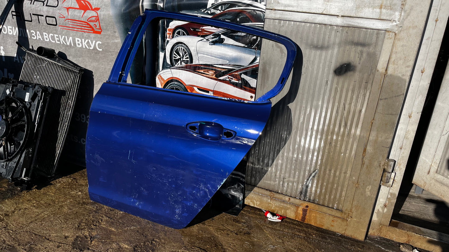 Peugeot 308 T9 задна лява врата