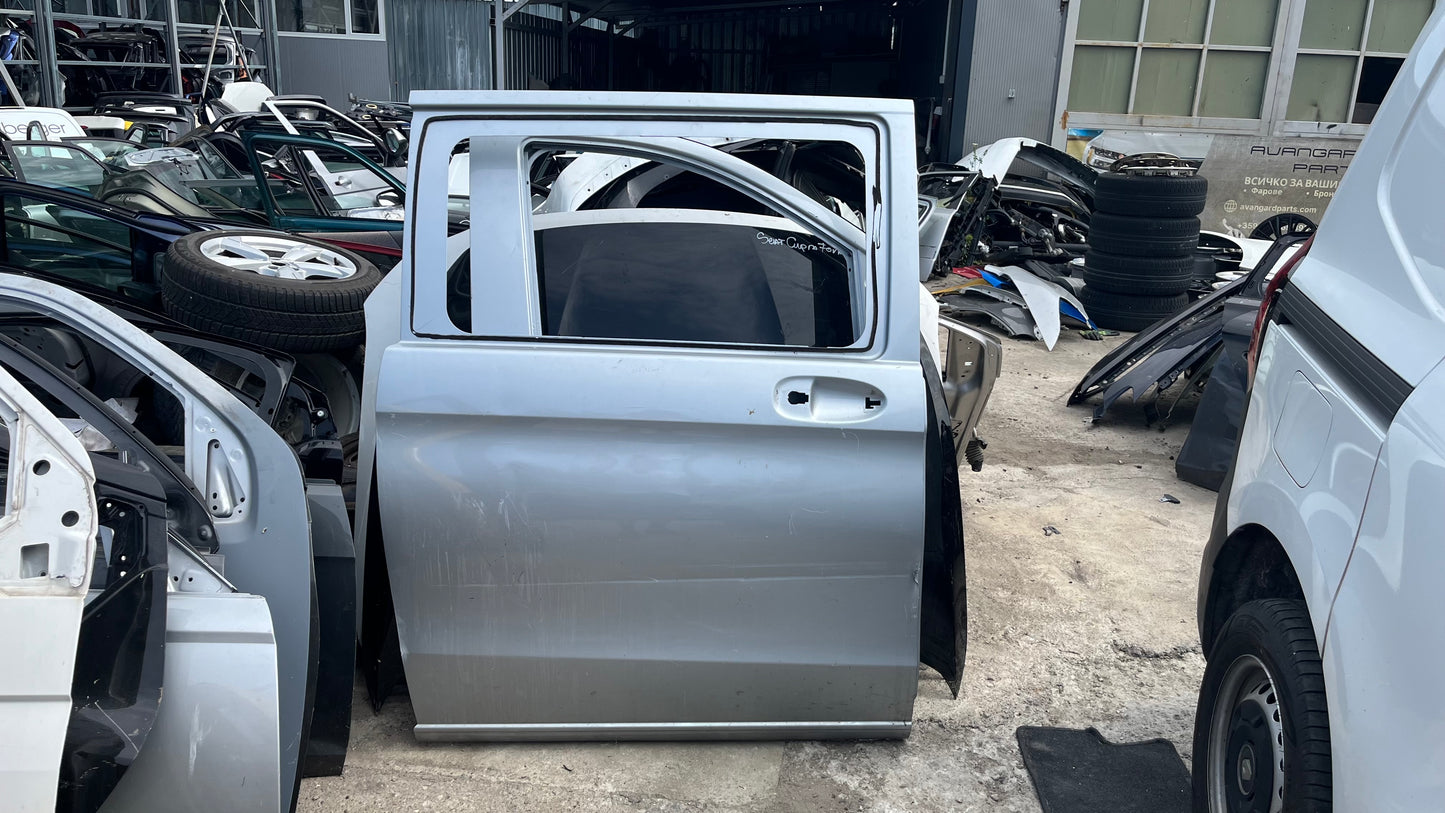 Плъзгаща се врата Mercedes Vito W447