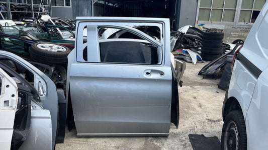 Плъзгаща се врата Mercedes Vito W447