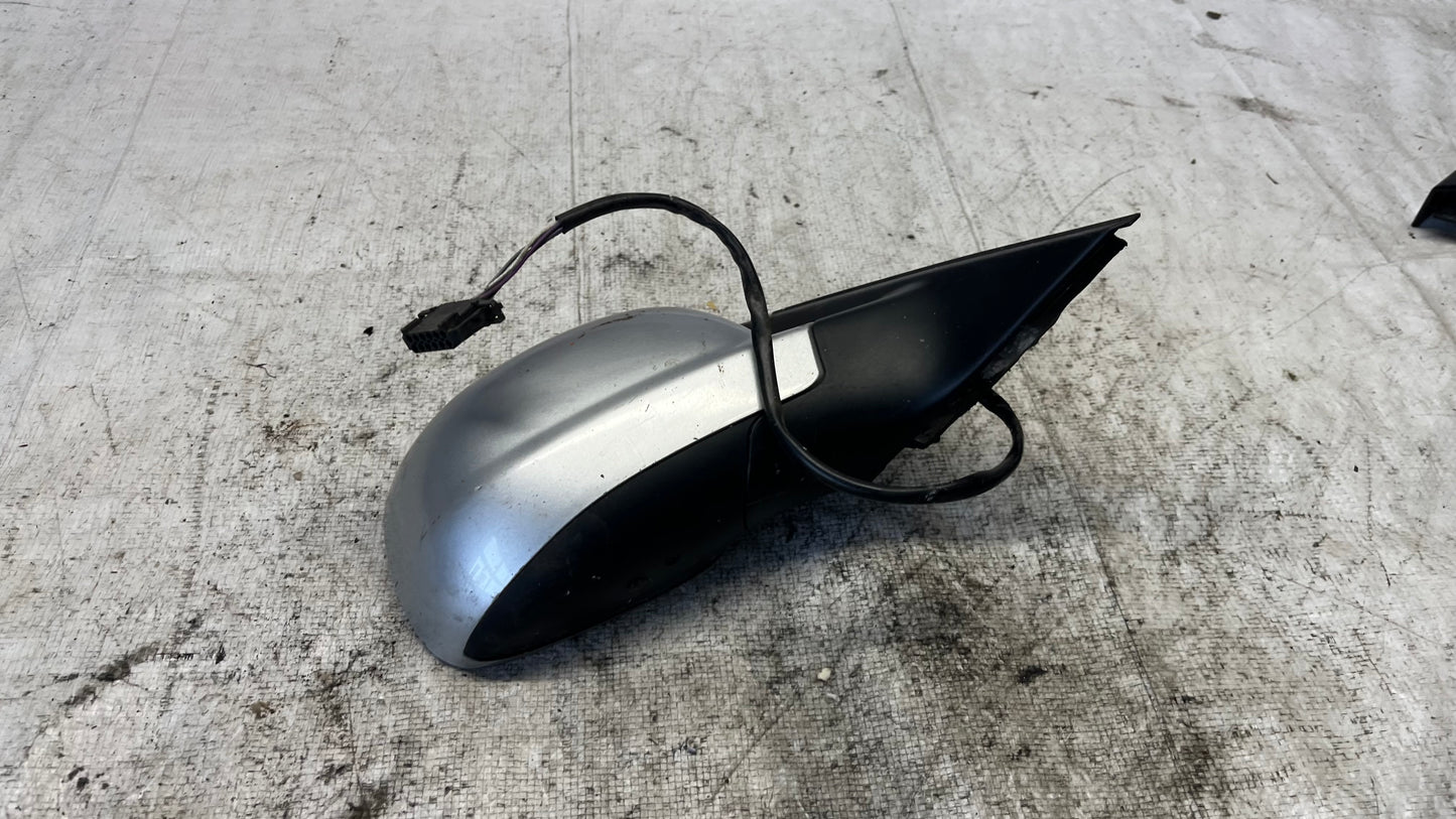 Volkswagen Passat 5 дясно огледало