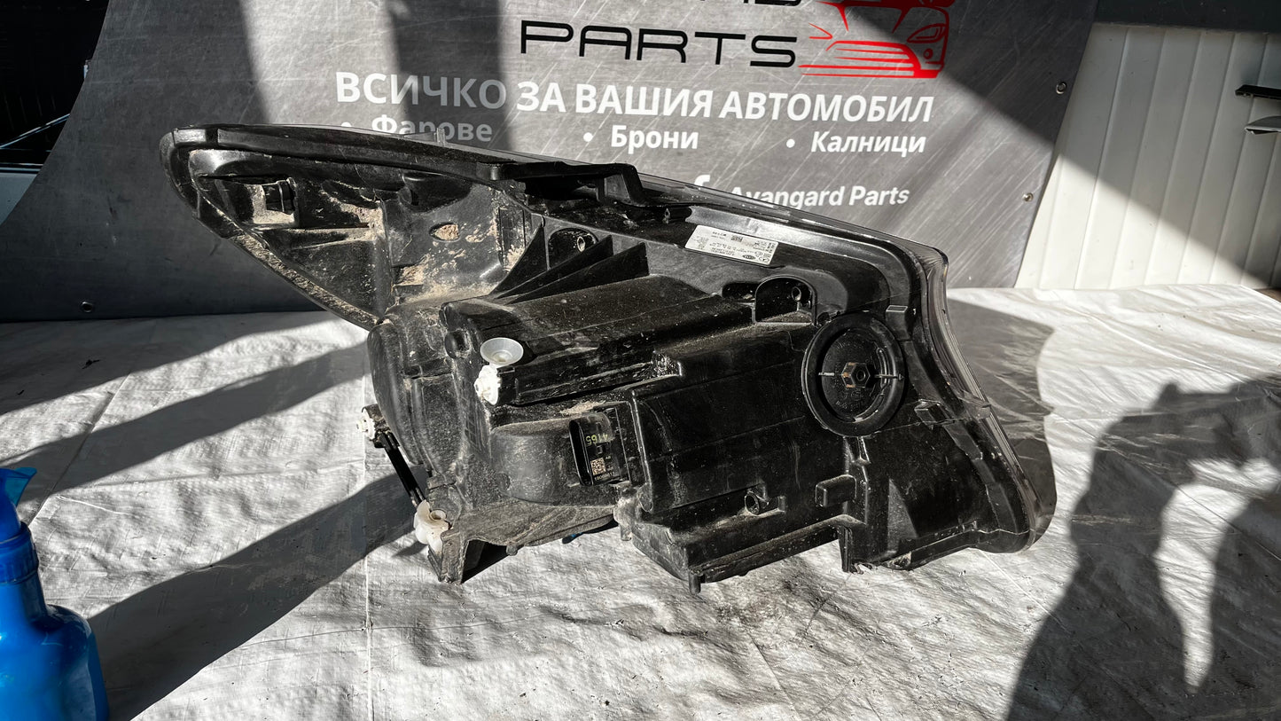 Mercedes Vito 16- ляв фар