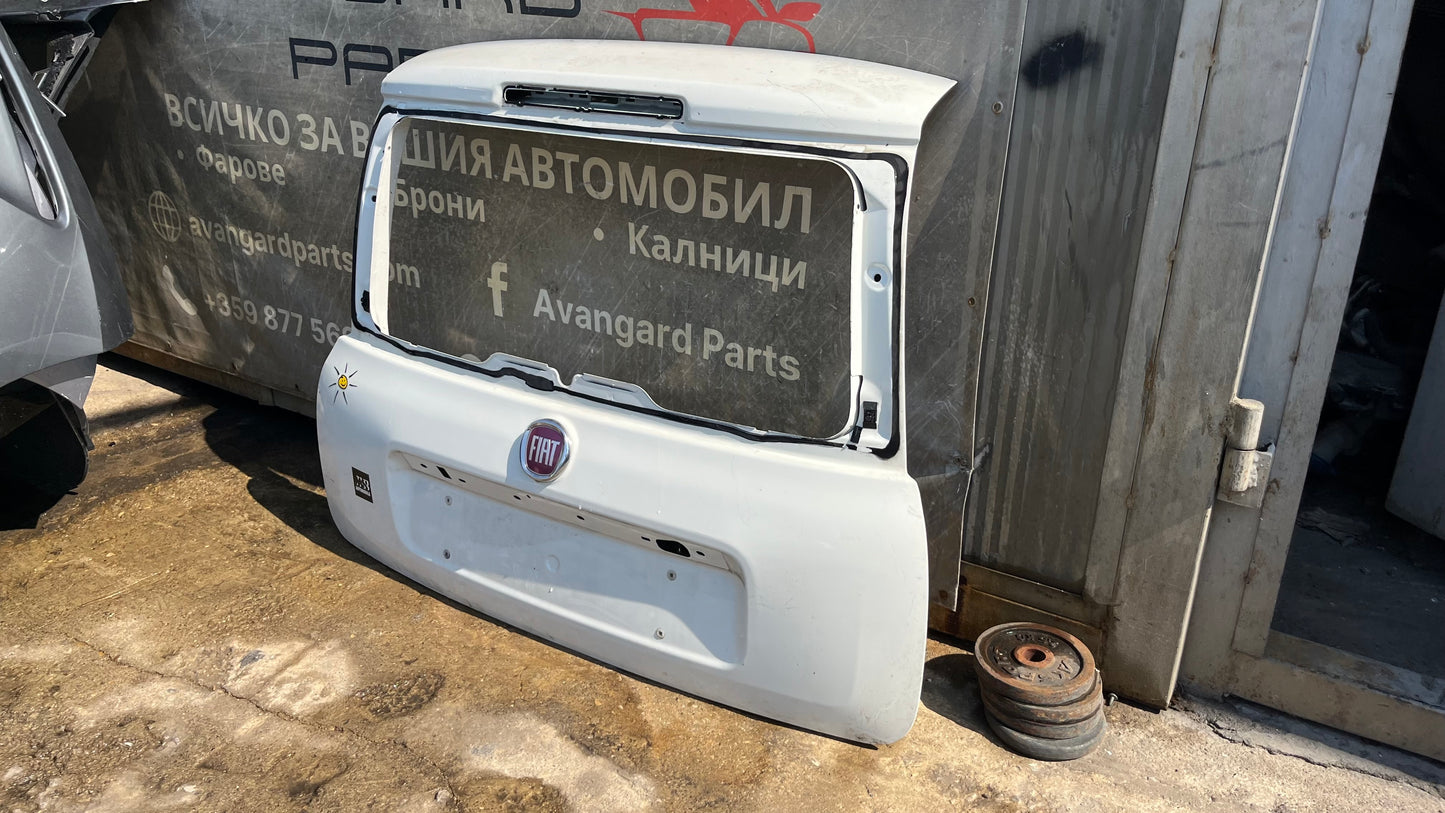 Багажна врата Fiat Panda 3