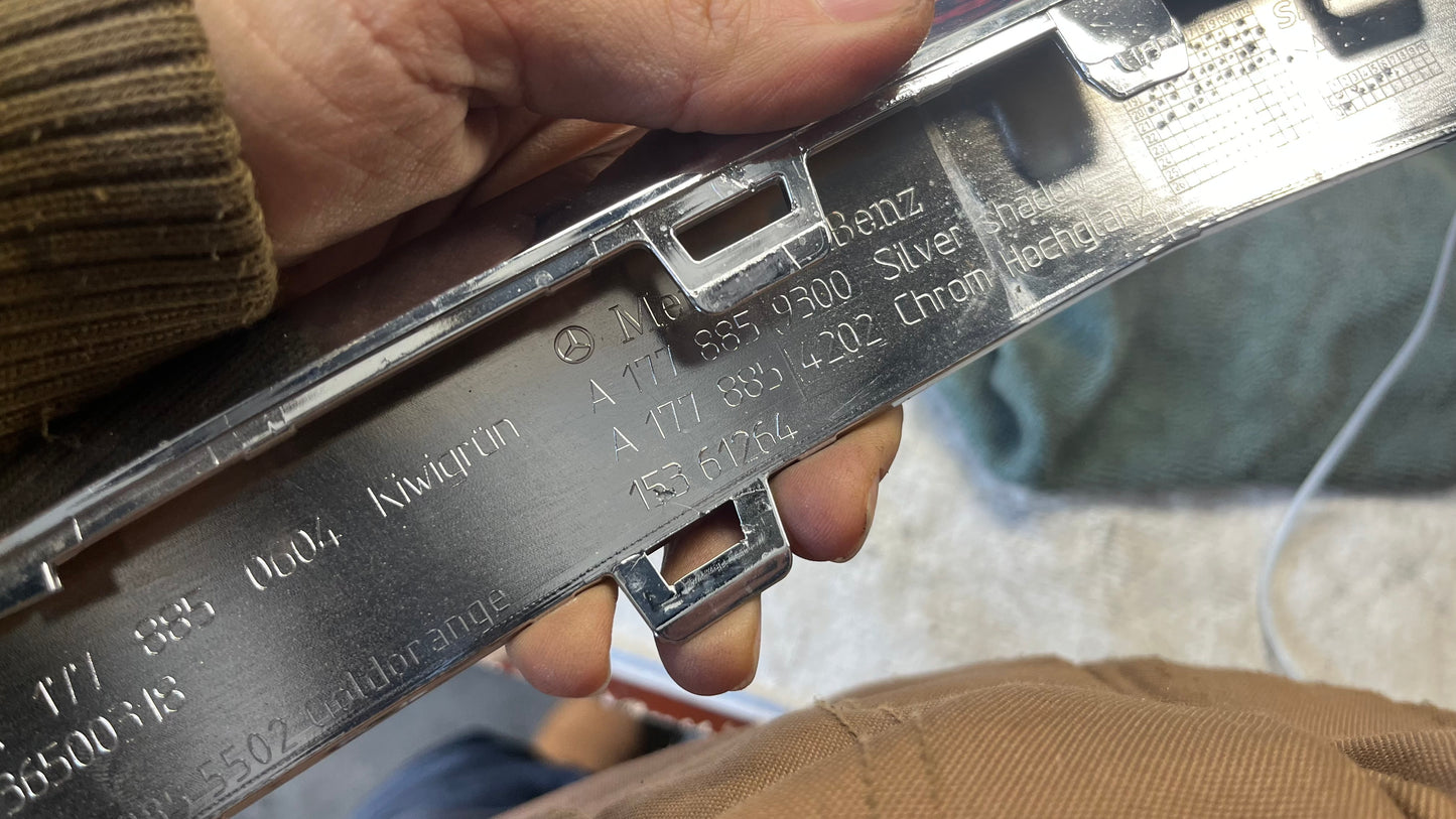 Mercedes CLA W177 AMG лип