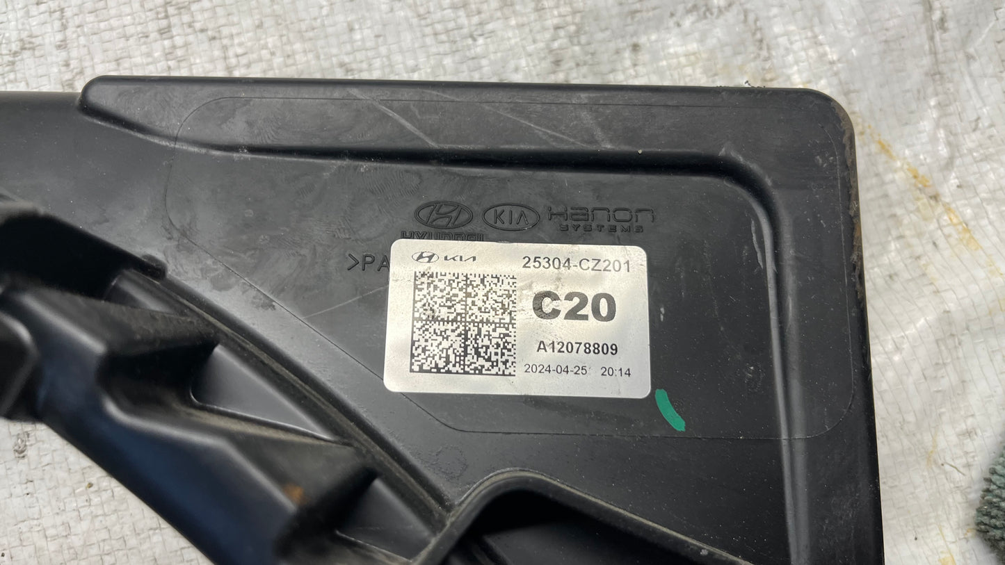 Hyundai Tucson NX4 перка на радиатор