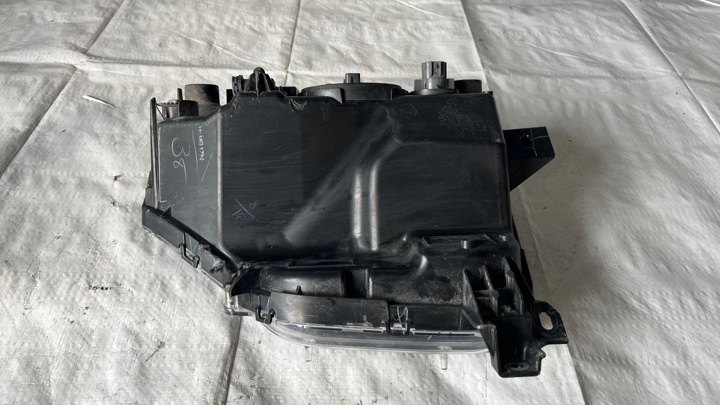Десен халоген Mitsubishi L200 2019-5-
