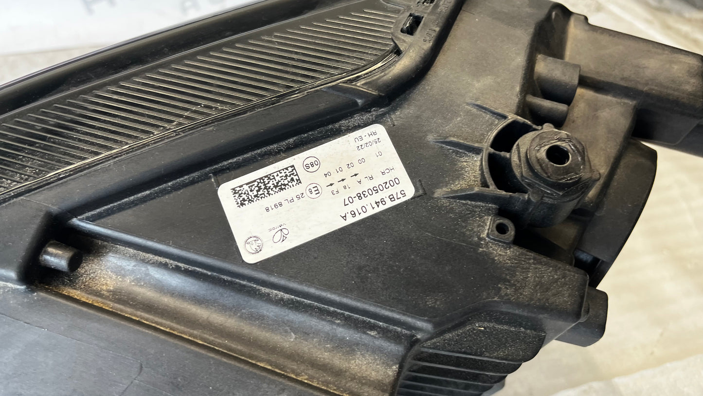 Skoda Karoq десе фар