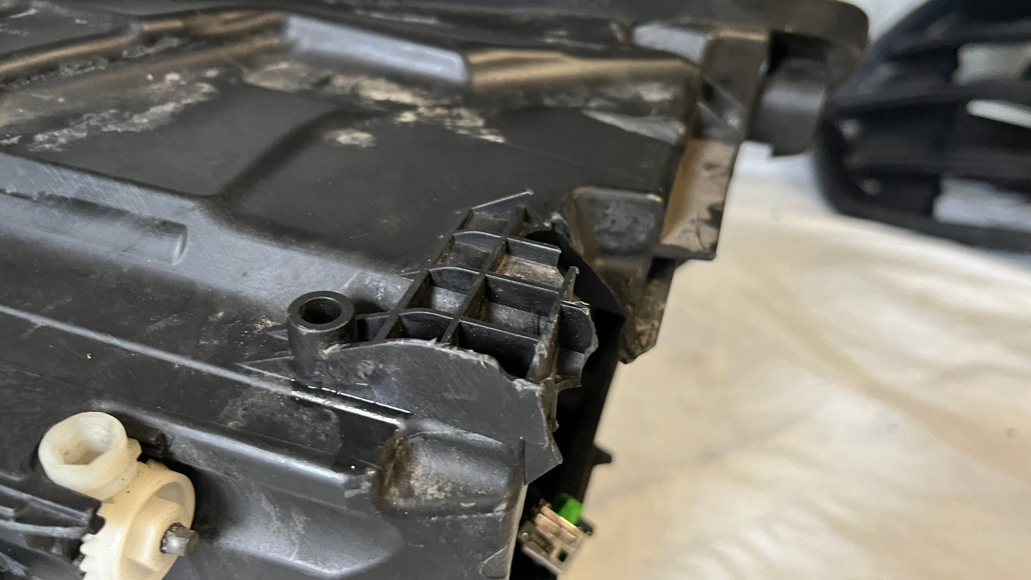 Ляв фар Audi A6 S6 C7 2011-2019