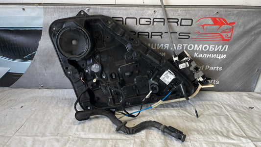 Mercedes A W176 кора на задна дясна врата