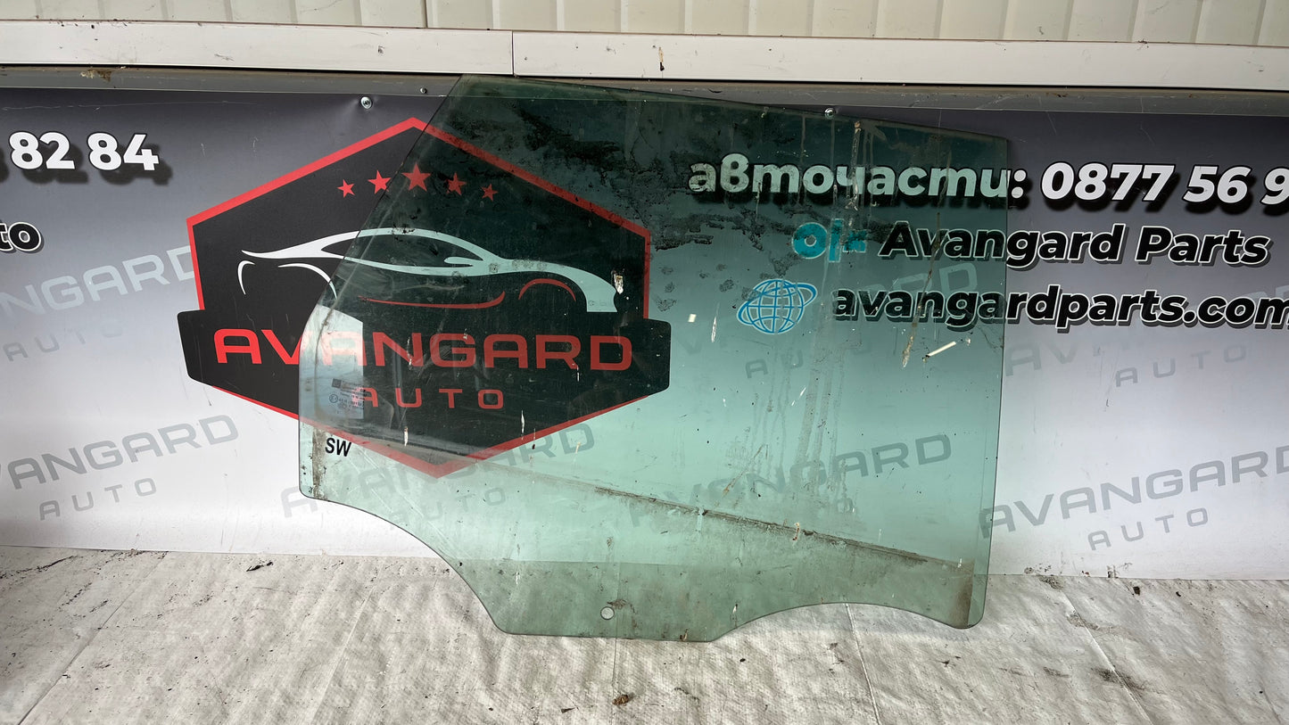Opel Astra J задно ляво стъкло