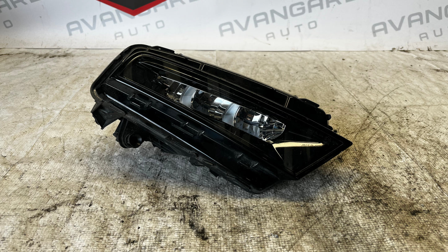 Seat Ateca ляв халоген