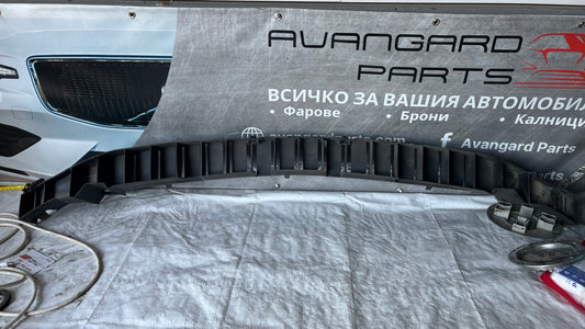 Dacia Duster 2010- държач предна броня