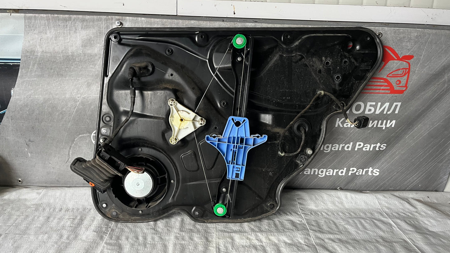 Volkswagen Passat 6 2005- кора задна лява врата